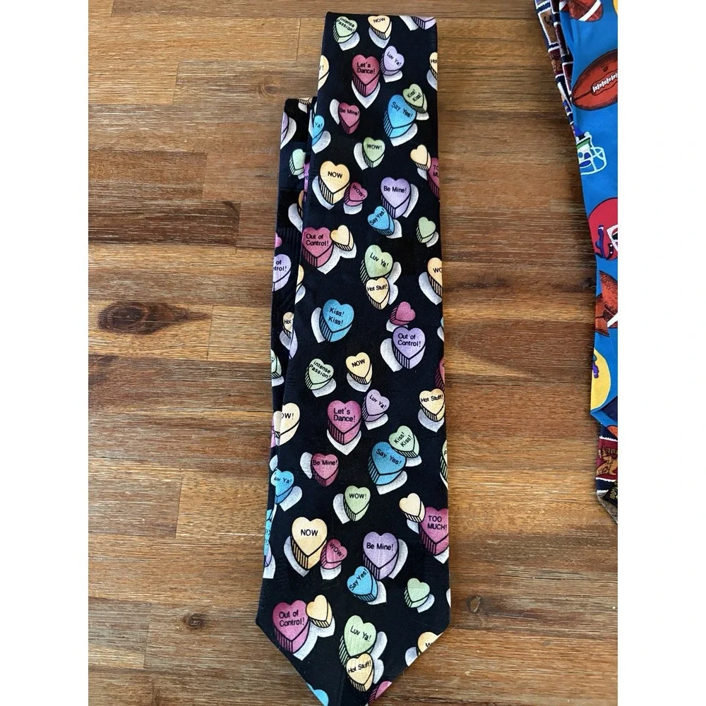 Men's‎ Necktie Lot Of 4 Tabasco, Candy Hearts, Stamps & Footballs All Over Print